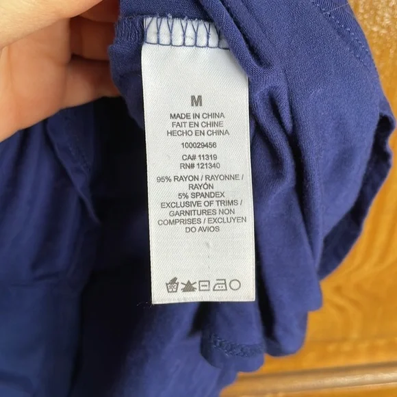 🌵2/$30•Dynamite Tank • Versatile - Picture 5 of 5